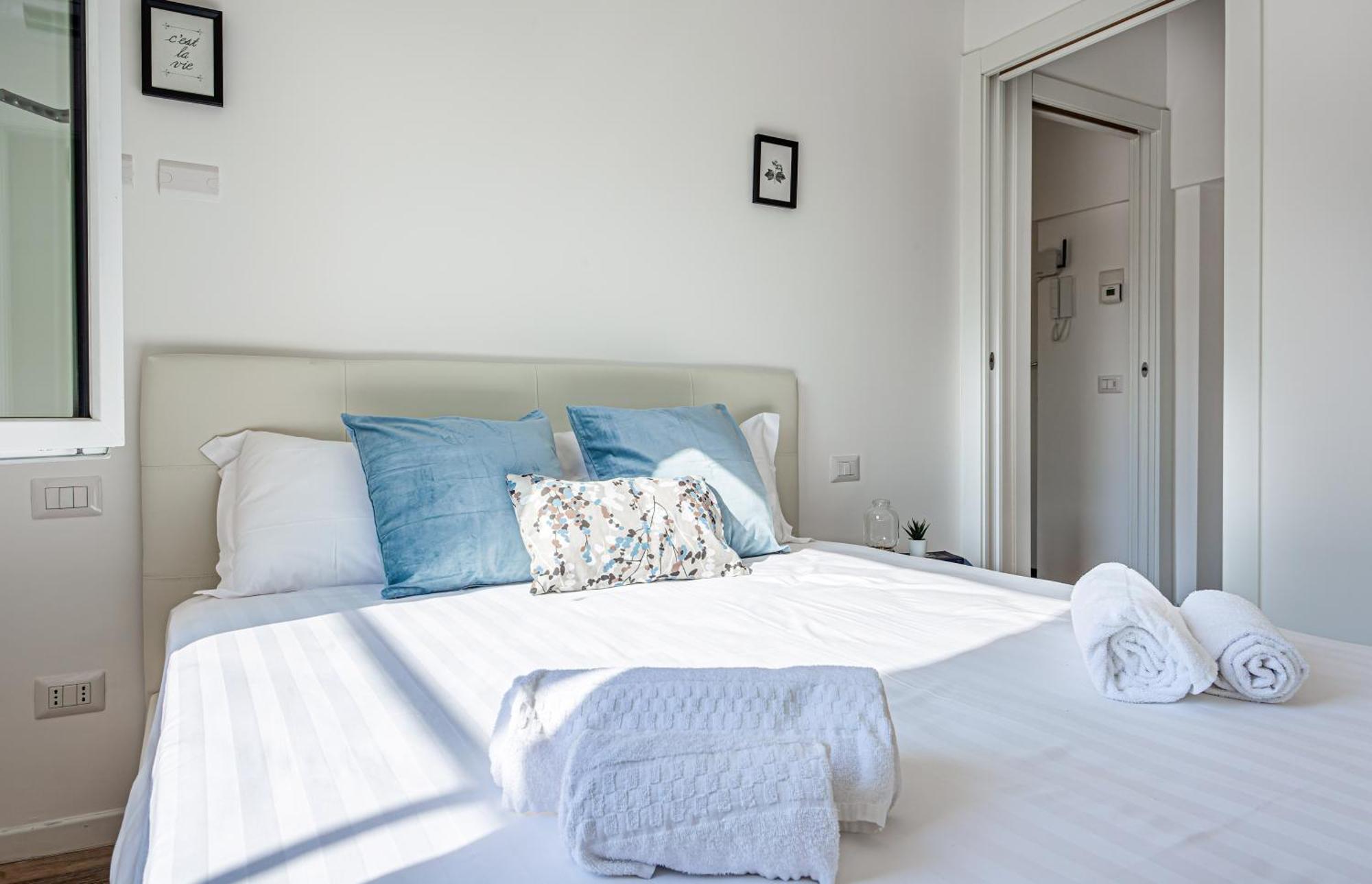 Ferienwohnung Joivy Sublime Flat With Balcony Mailand Exterior foto
